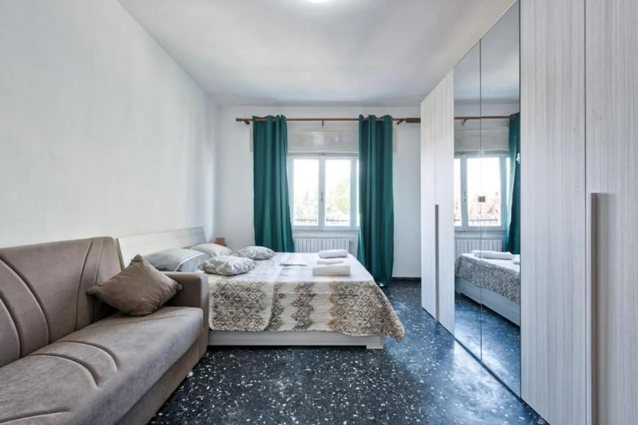 Guest house Venice H&S Apt Private Room With Ac Mestre Italy